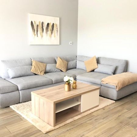 Ferienwohnung Loft Evasion , Parking Gratuit , 5 Min Auxerre Monéteau Exterior foto
